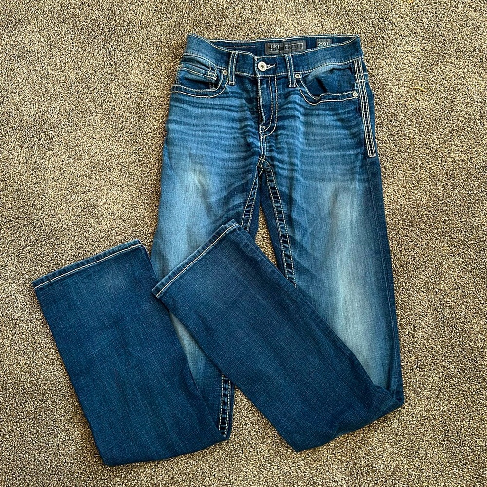Men’s BKE jeans. Great condition, no holes or tears anywhere. Size 29XL.